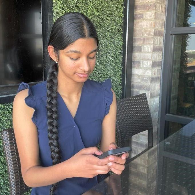 Child social media stars have few protections. Illinois aims to fix that